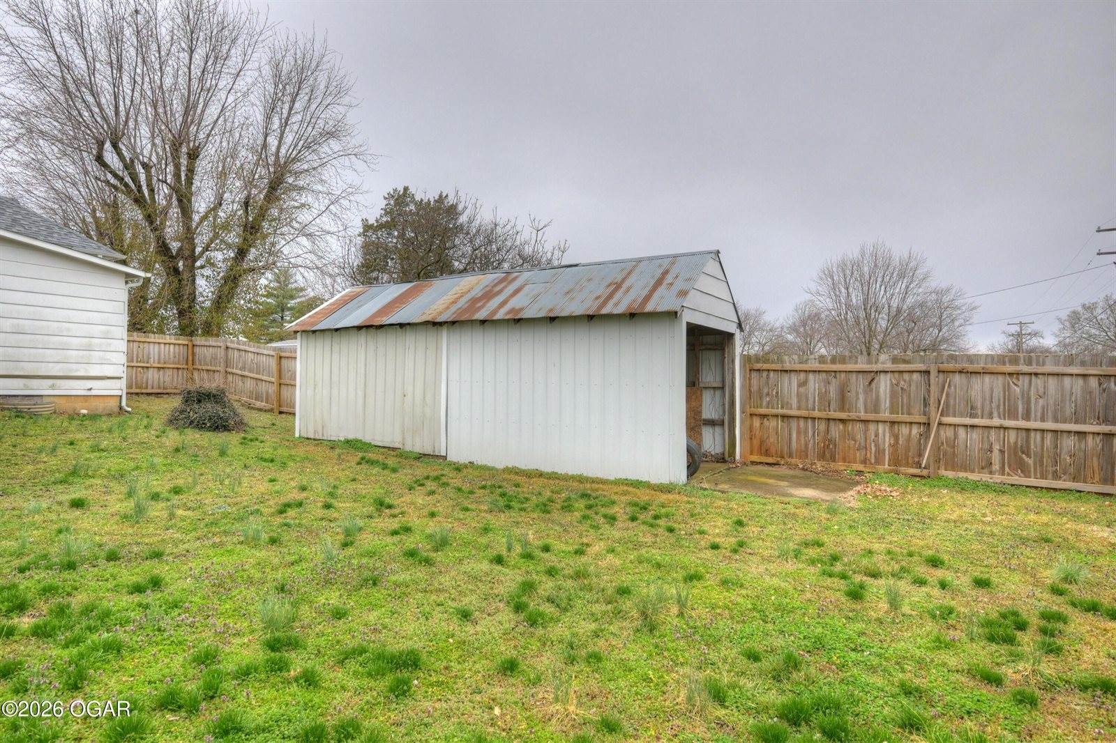 1321 West Nelson Street, Webb City, MO 64870