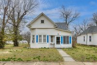 1321 West Nelson Street, Webb City, MO 64870