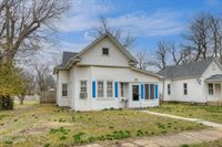 1321 West Nelson Street, Webb City, MO 64870