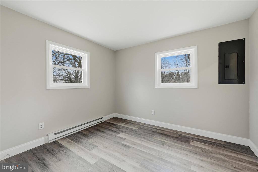 2967 South Pleasant Valley Road, Winchester, VA 22601
