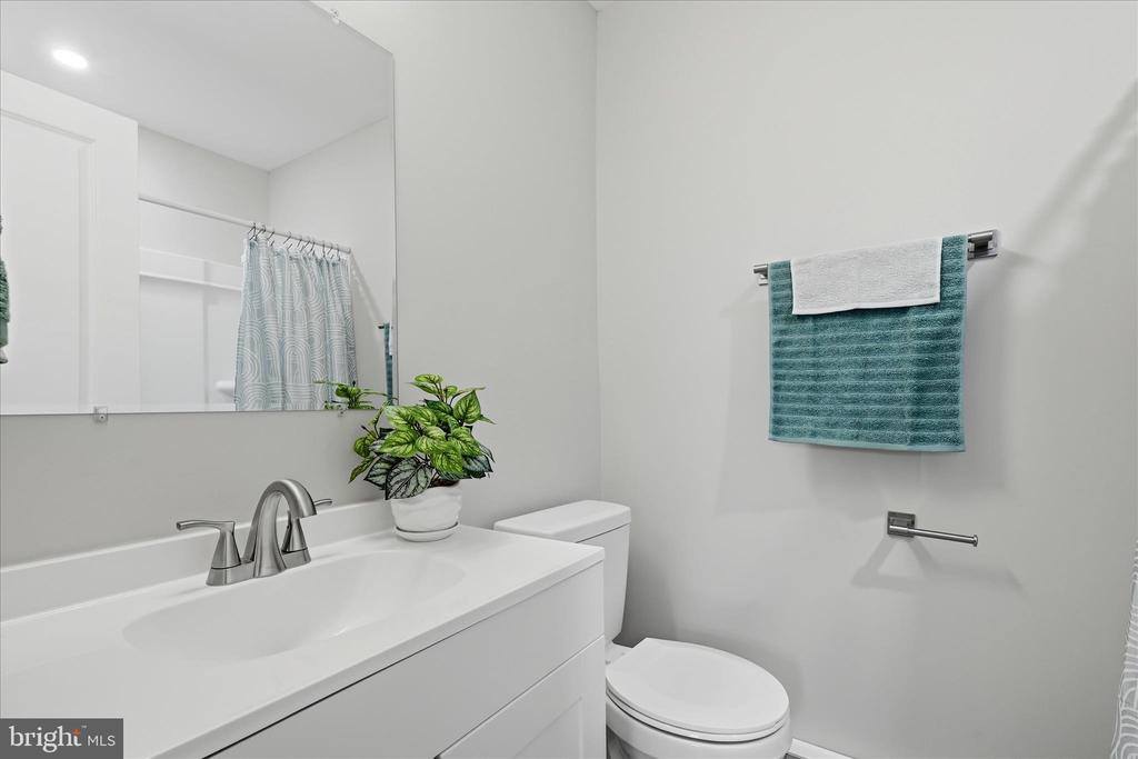 2967 South Pleasant Valley Road, Winchester, VA 22601