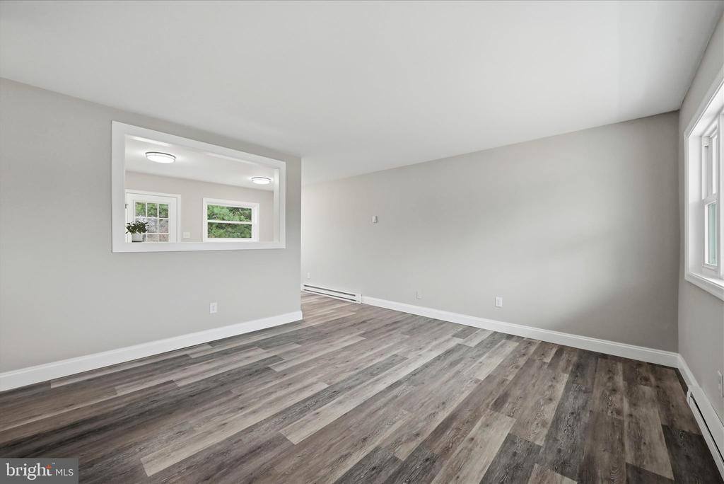 2967 South Pleasant Valley Road, Winchester, VA 22601