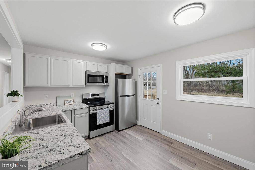 2967 South Pleasant Valley Road, Winchester, VA 22601