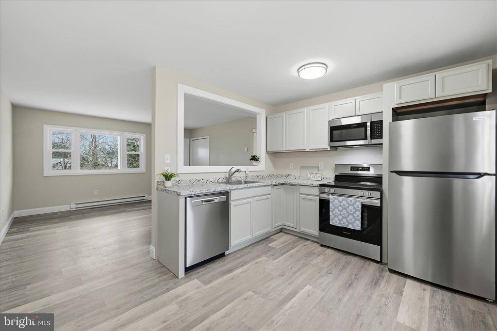 2967 South Pleasant Valley Road, Winchester, VA 22601
