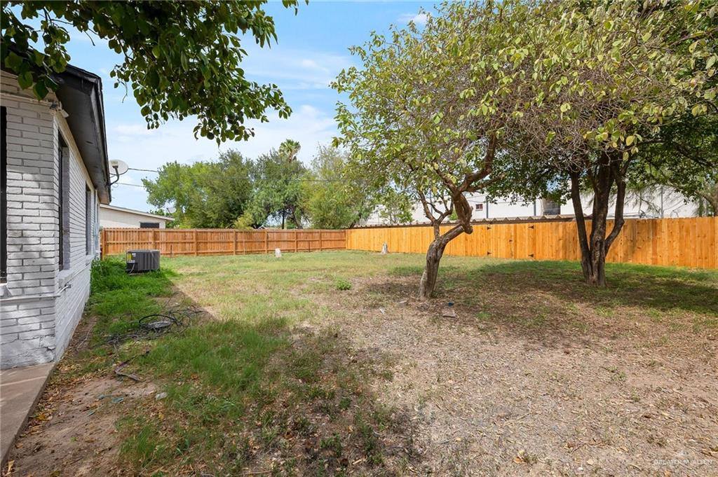 1808 North Cummings Avenue, Mission, TX 78572