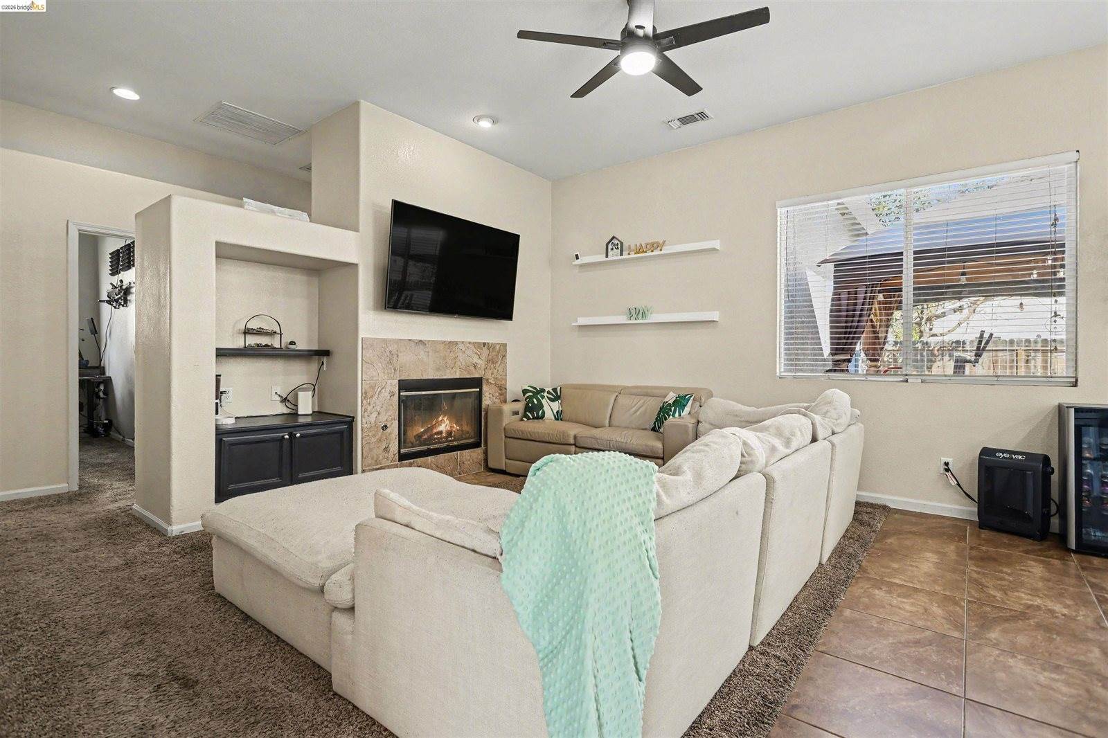 193 Mike Gartrell Cir, Sacramento, CA 95835