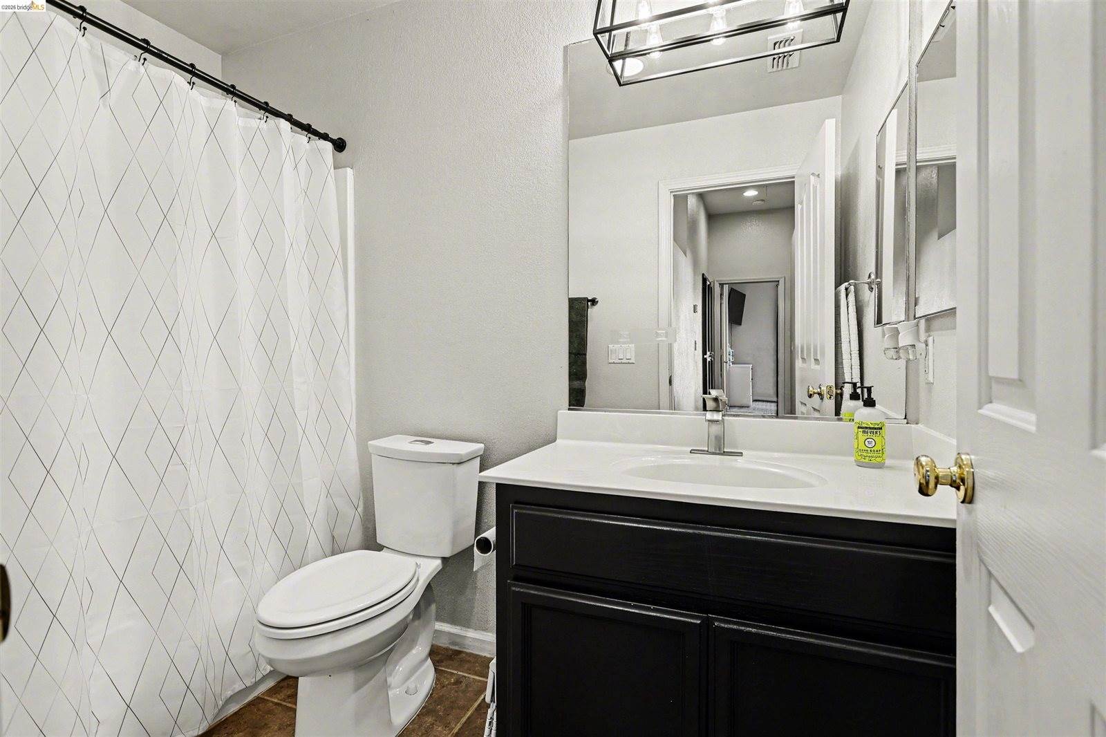 193 Mike Gartrell Cir, Sacramento, CA 95835