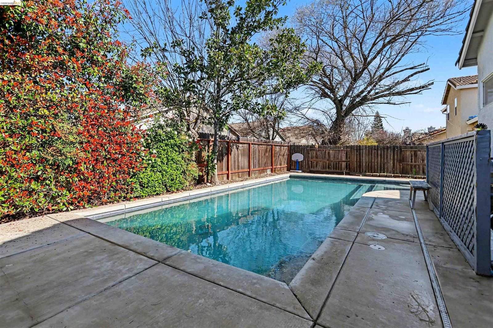 193 Mike Gartrell Cir, Sacramento, CA 95835