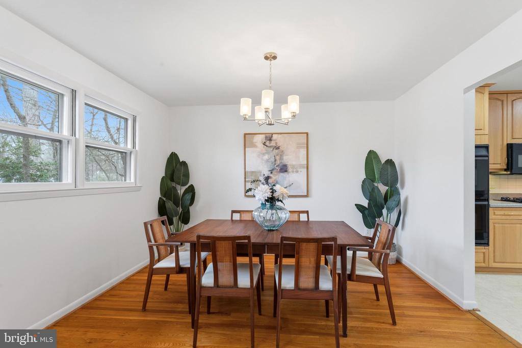 11705 Devilwood Court, Potomac, MD 20854