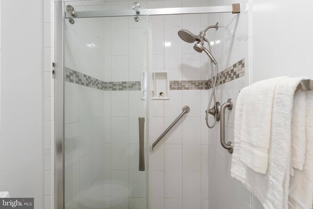 11705 Devilwood Court, Potomac, MD 20854