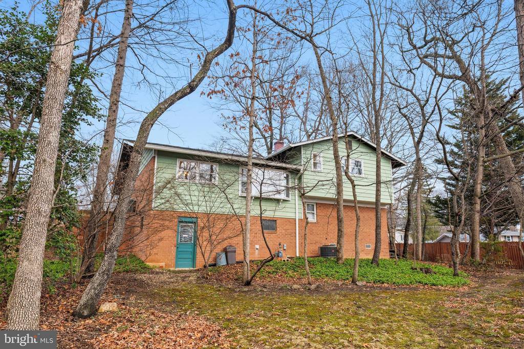 11705 Devilwood Court, Potomac, MD 20854