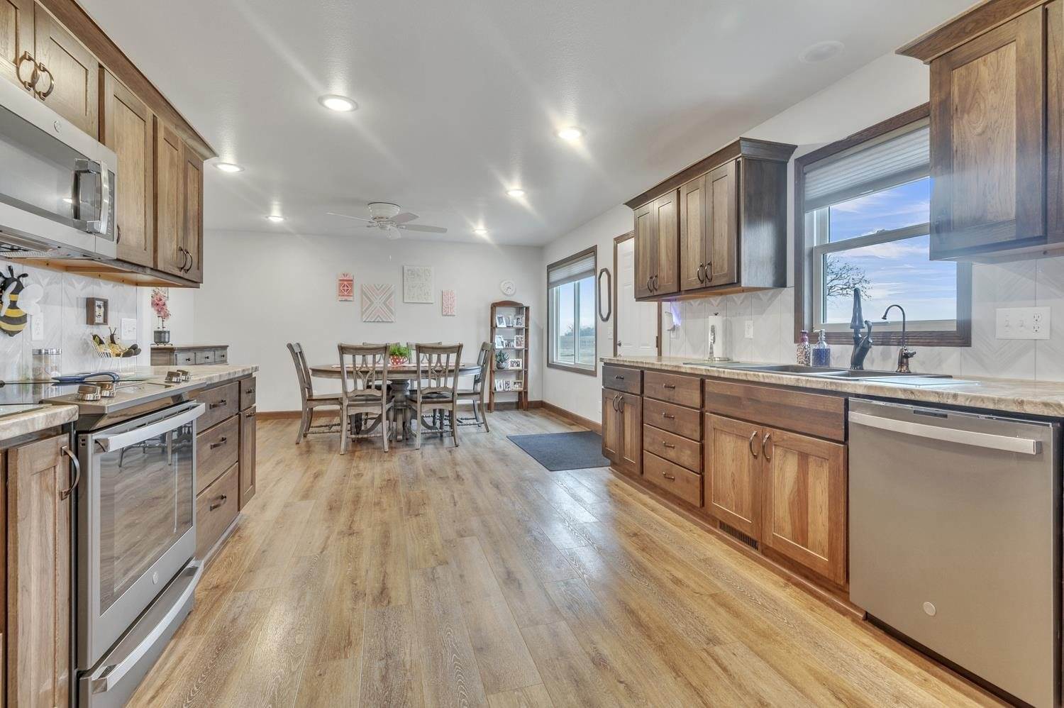 163 70th, Dunnell, MN 56127