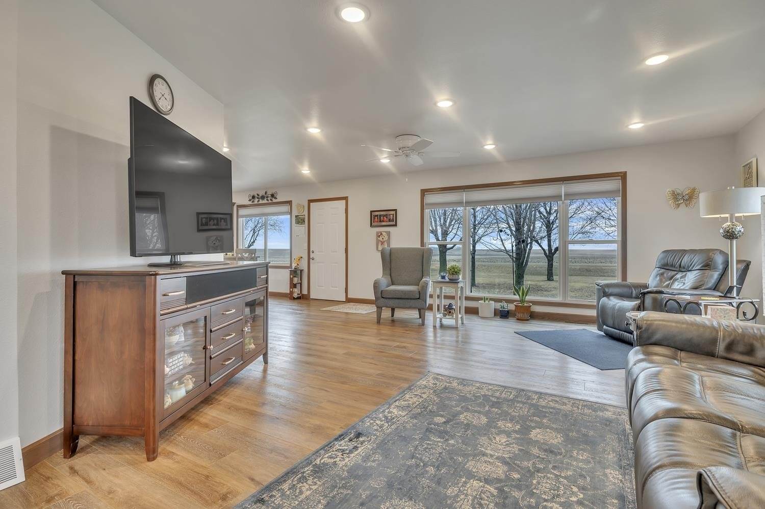 163 70th, Dunnell, MN 56127