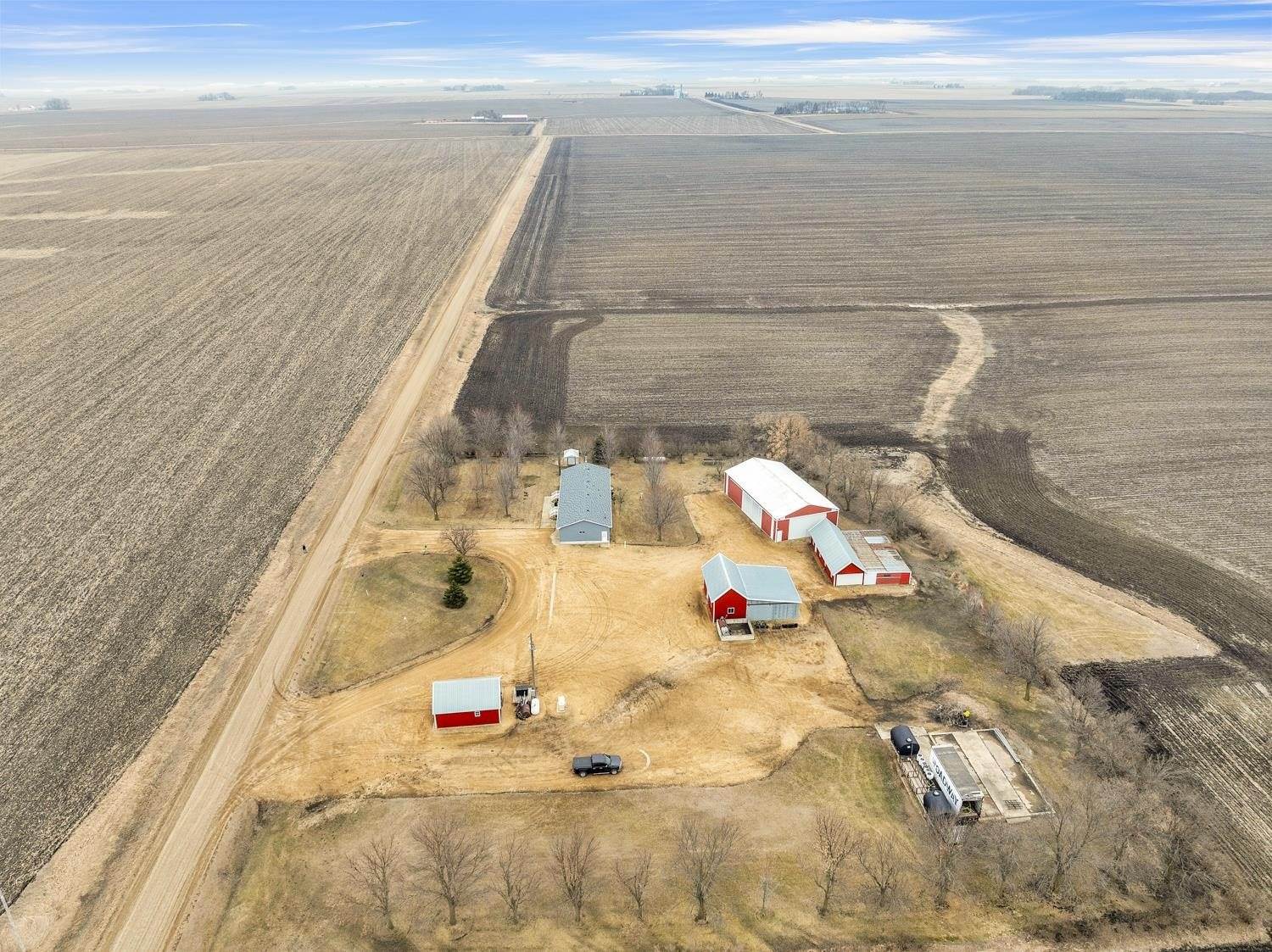 163 70th, Dunnell, MN 56127