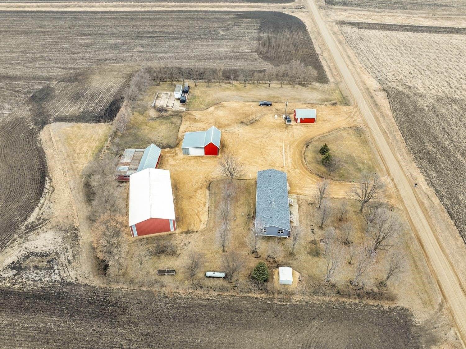 163 70th, Dunnell, MN 56127