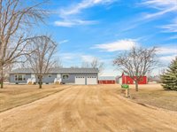 163 70th, Dunnell, MN 56127