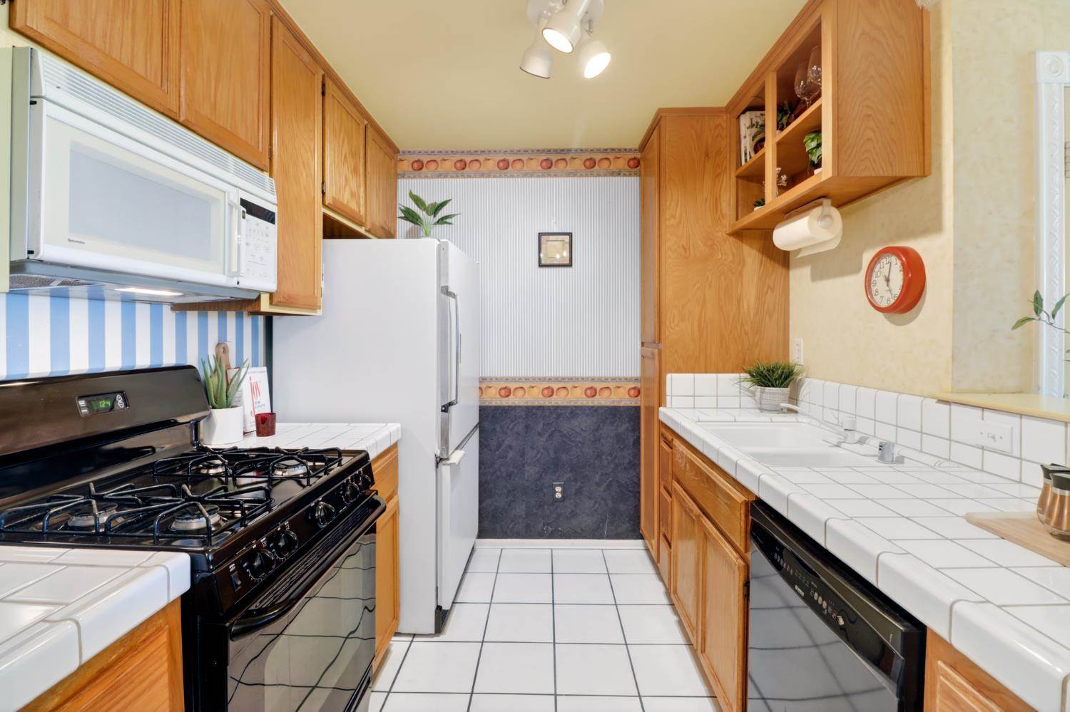 8020 Walerga Road, Antelope, CA 95843