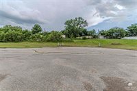 800 & 804 Jerry Drive, Junction City, KS 66441