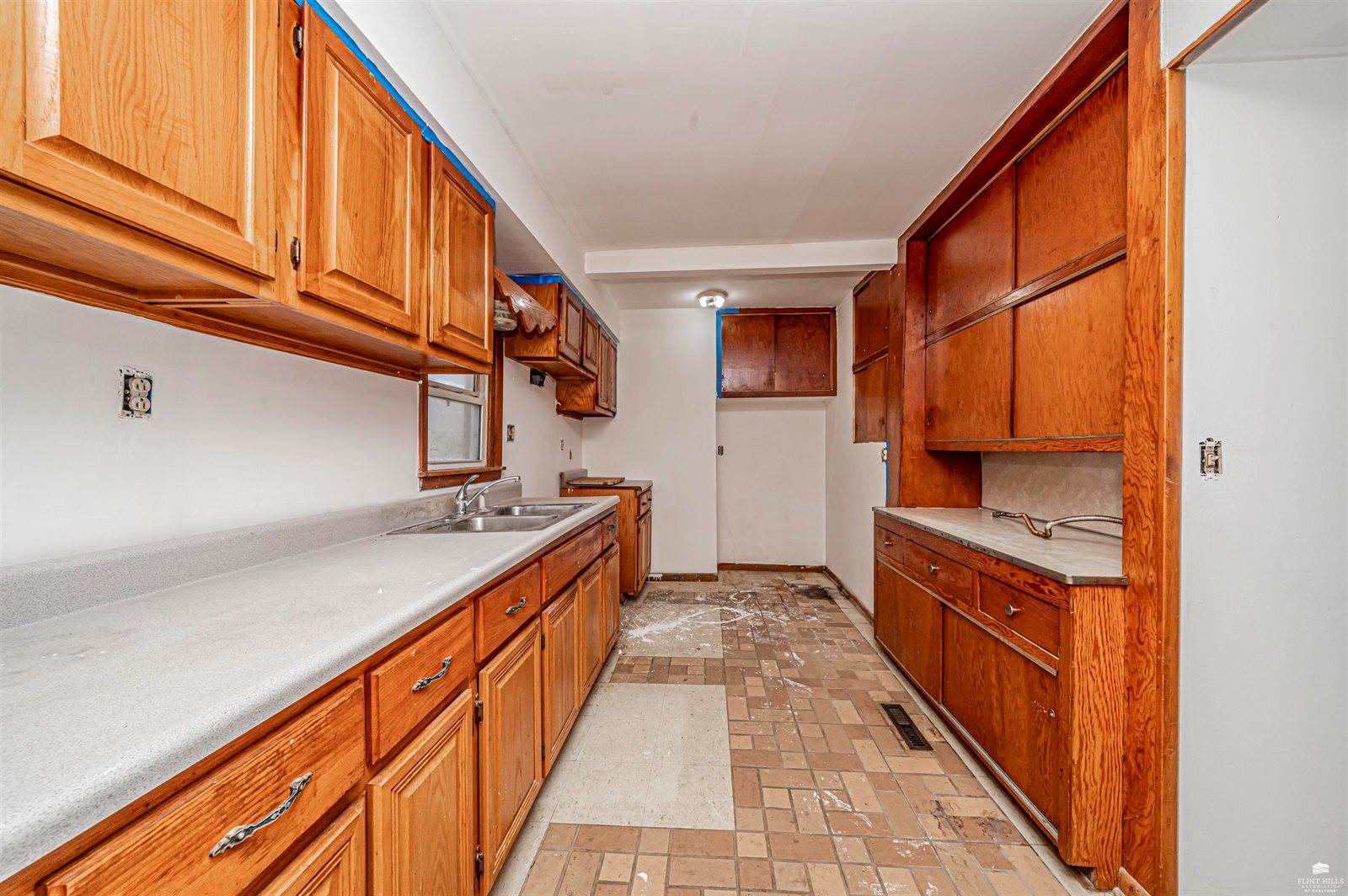 4110 Britt Road, Junction City, KS 66441