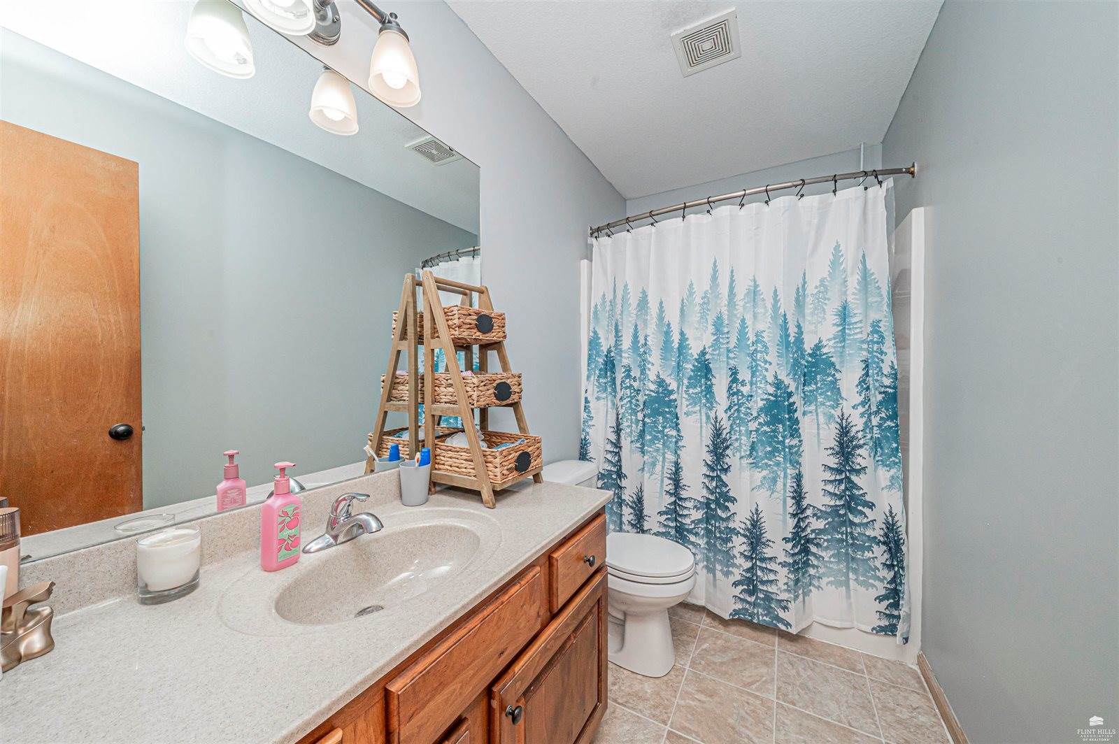 2714 Elm Creek Drive, Junction City, KS 66441