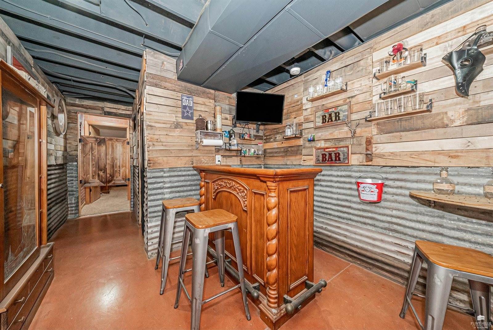 2714 Elm Creek Drive, Junction City, KS 66441