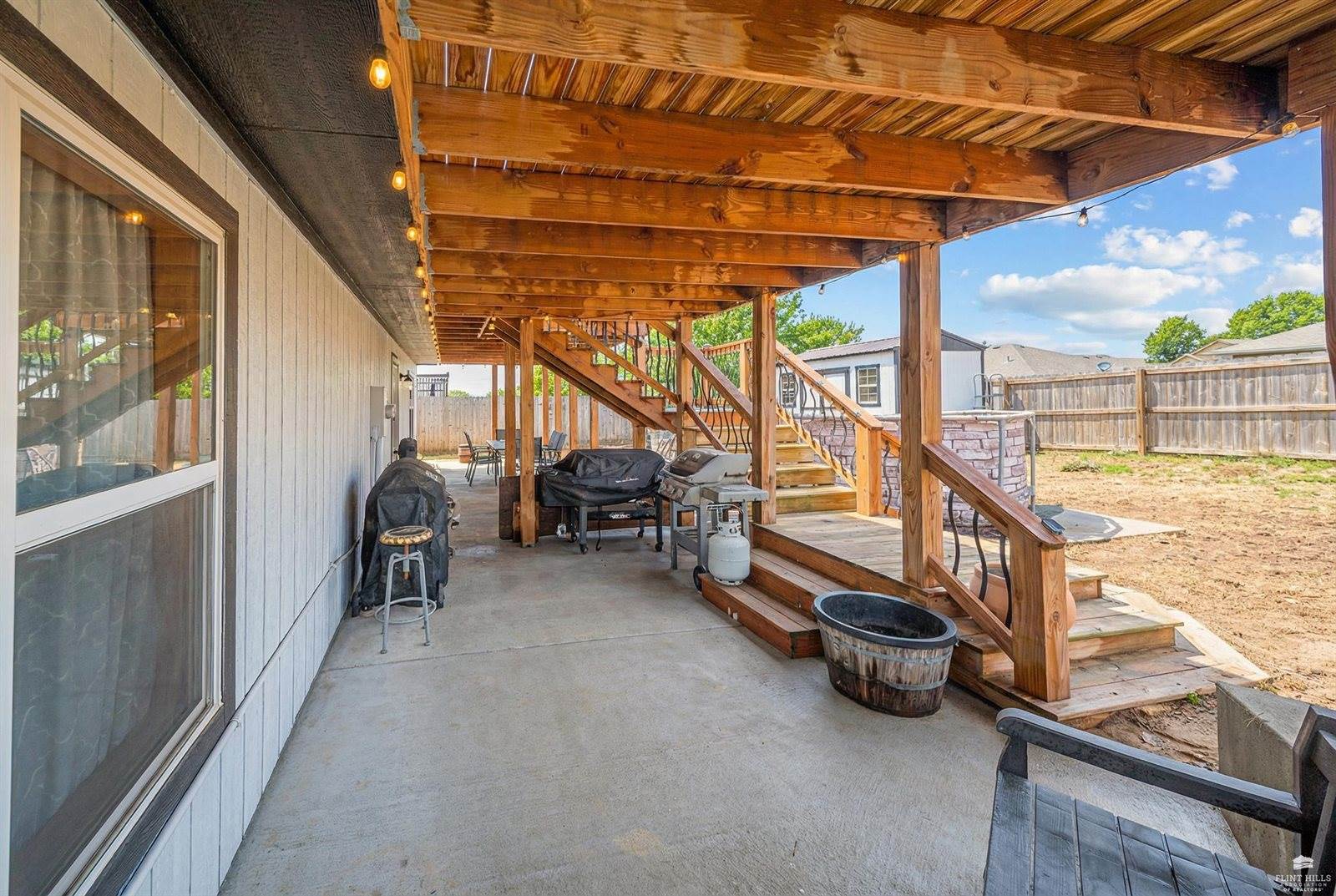 2714 Elm Creek Drive, Junction City, KS 66441