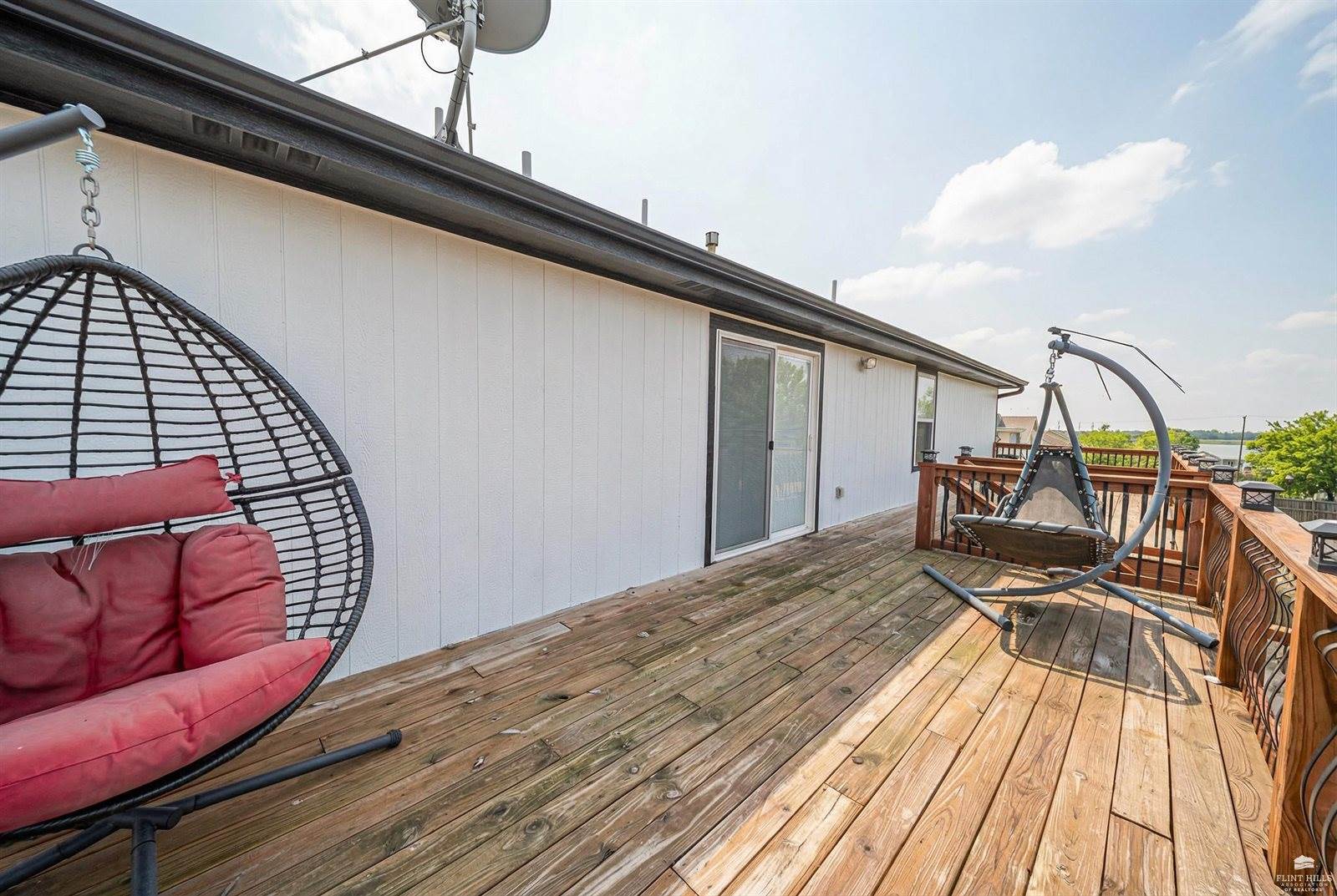 2714 Elm Creek Drive, Junction City, KS 66441