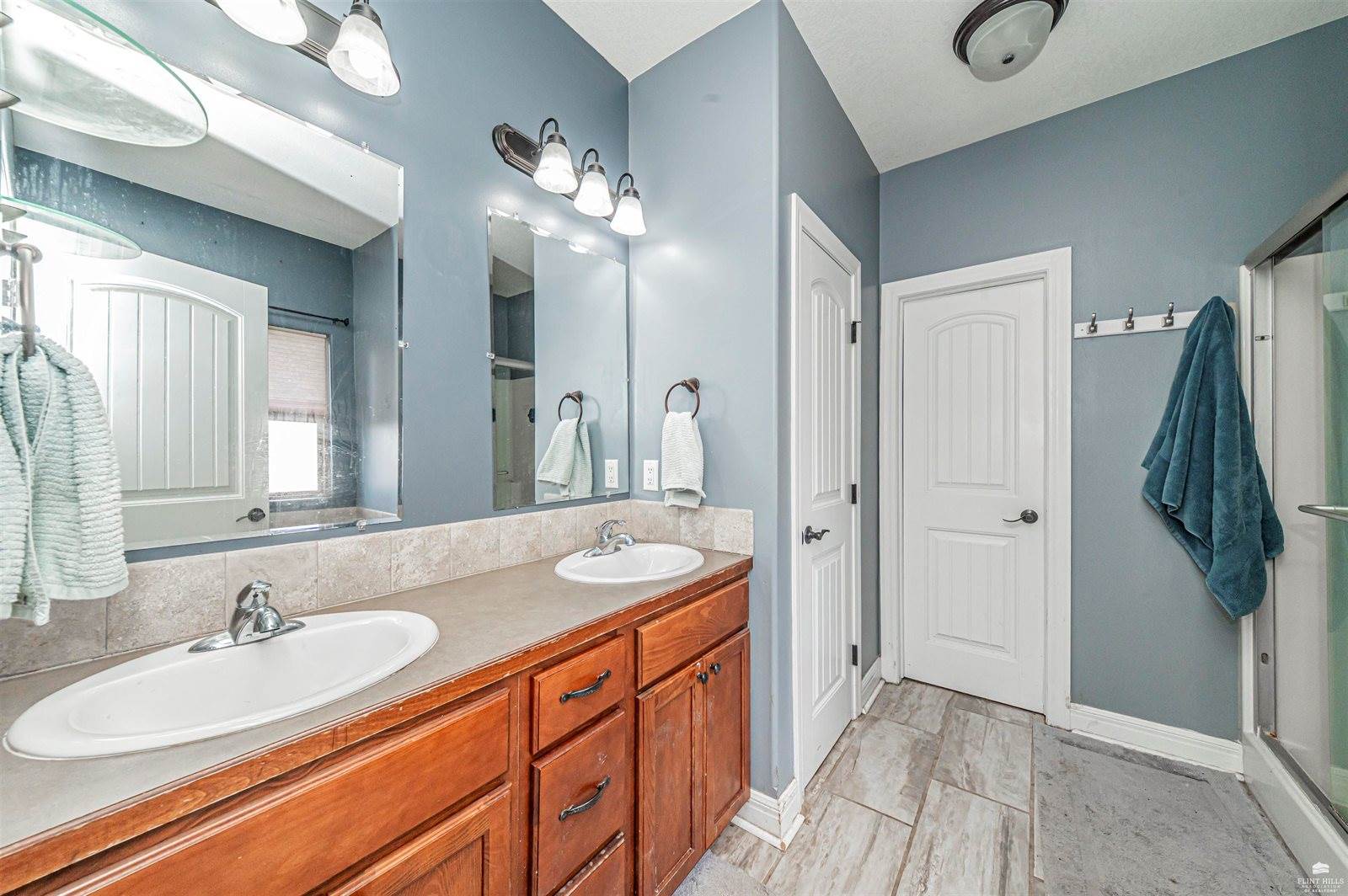 2407 Deer Trail, Junction City, KS 66441