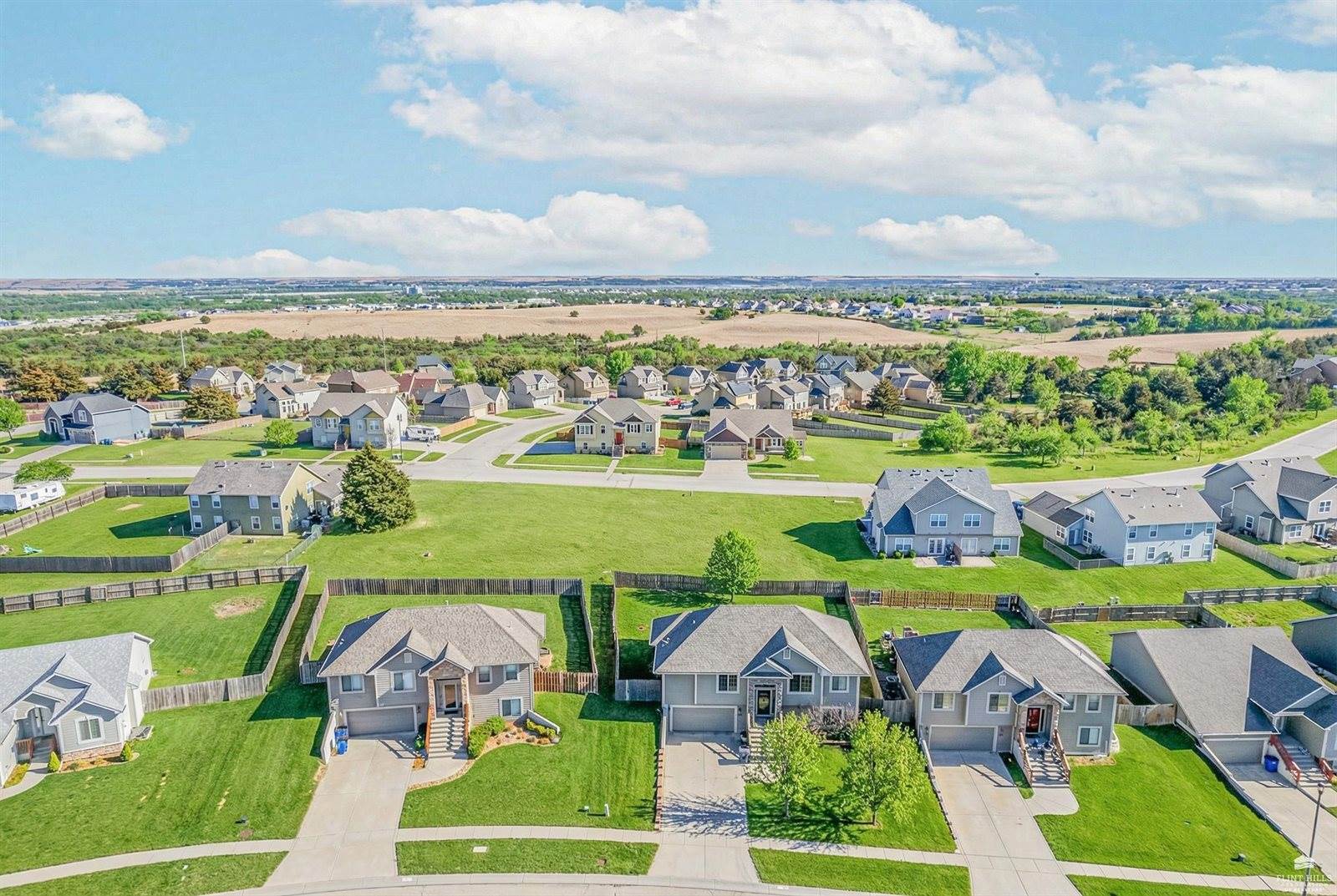 2407 Deer Trail, Junction City, KS 66441