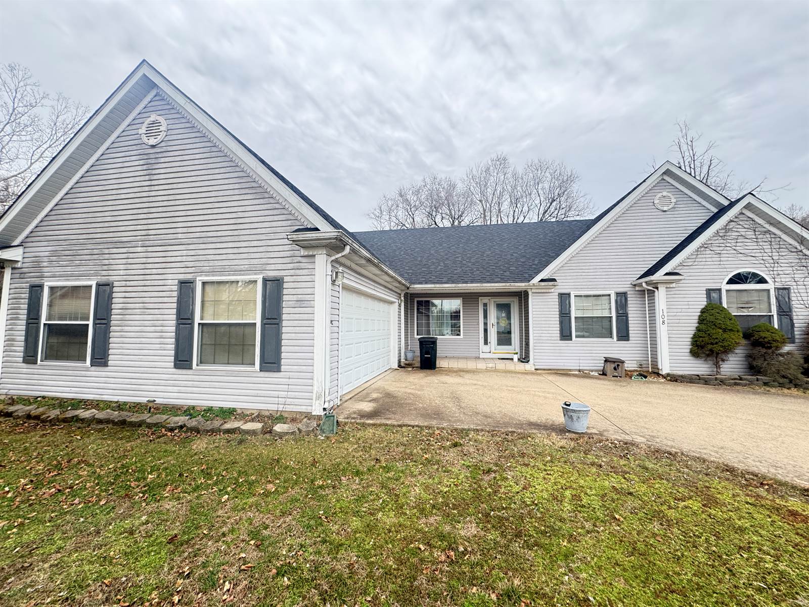 108 Bailey Renee Court, Waynesville, MO 65583