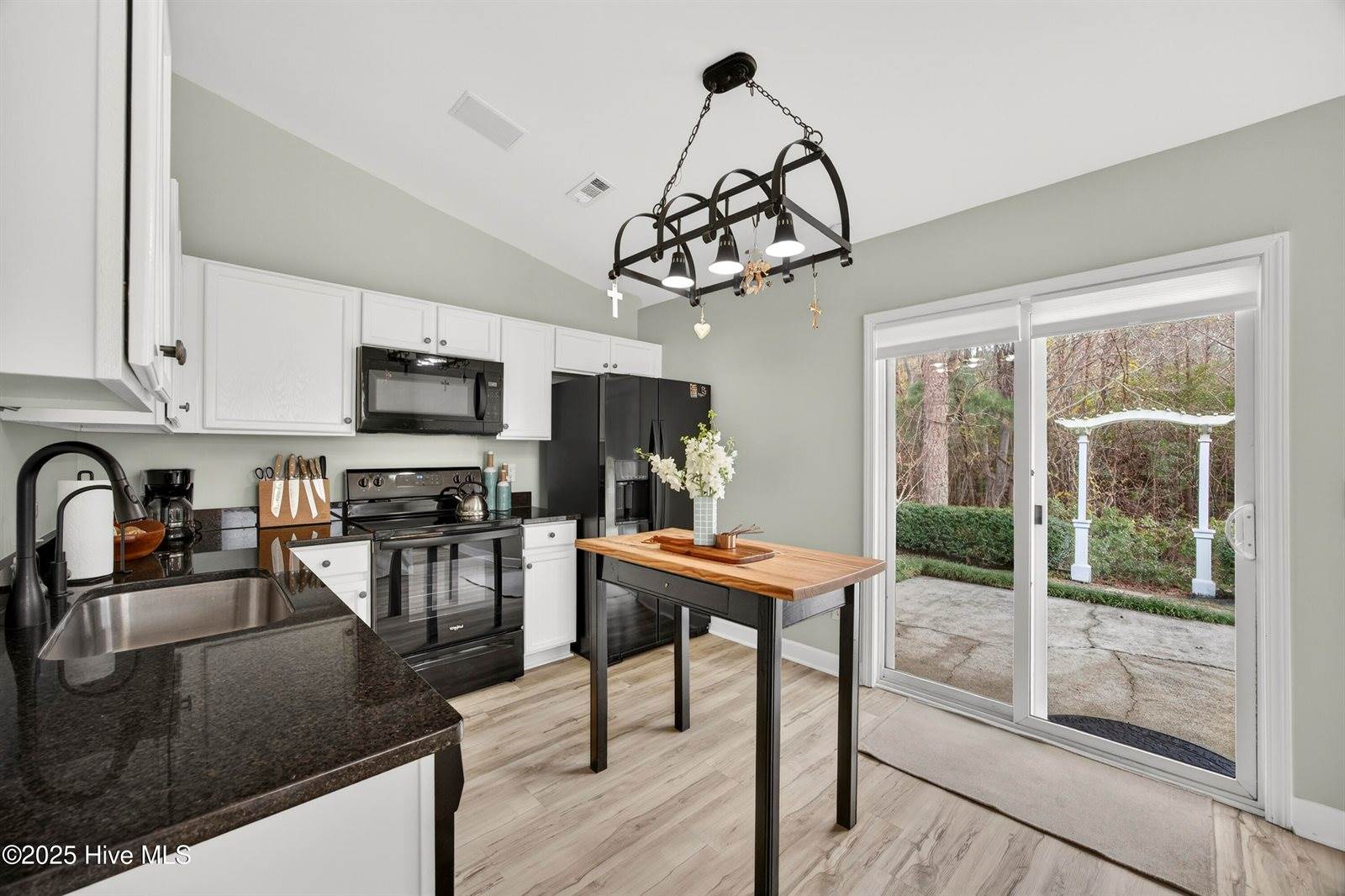 6709 Hailsham Drive, Wilmington, NC 28412