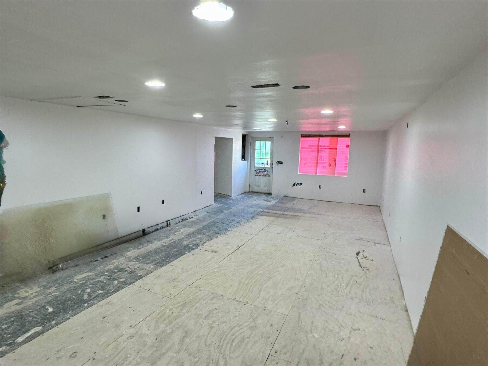 210 East Central Avenue, Delaware, OH 43015