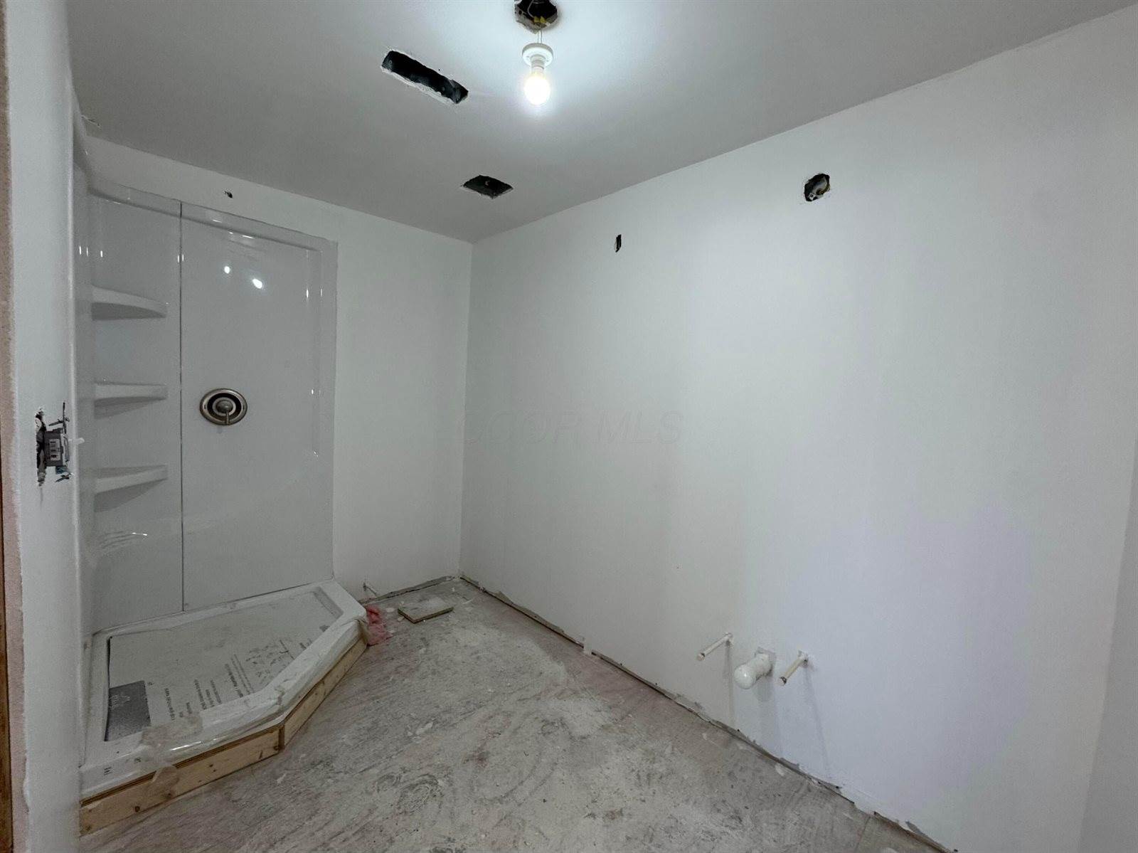 210 East Central Avenue, Delaware, OH 43015