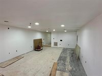 210 East Central Avenue, Delaware, OH 43015