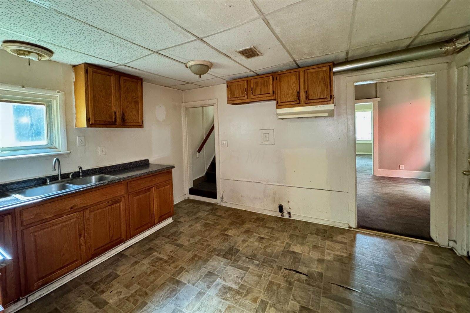 211 East Central Avenue, Delaware, OH 43015