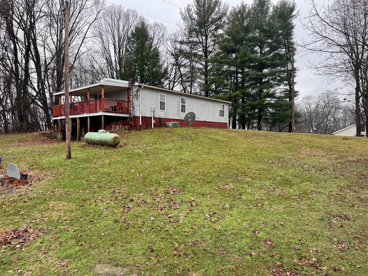 2492 Township Road 145 NE, Somerset, OH 43783