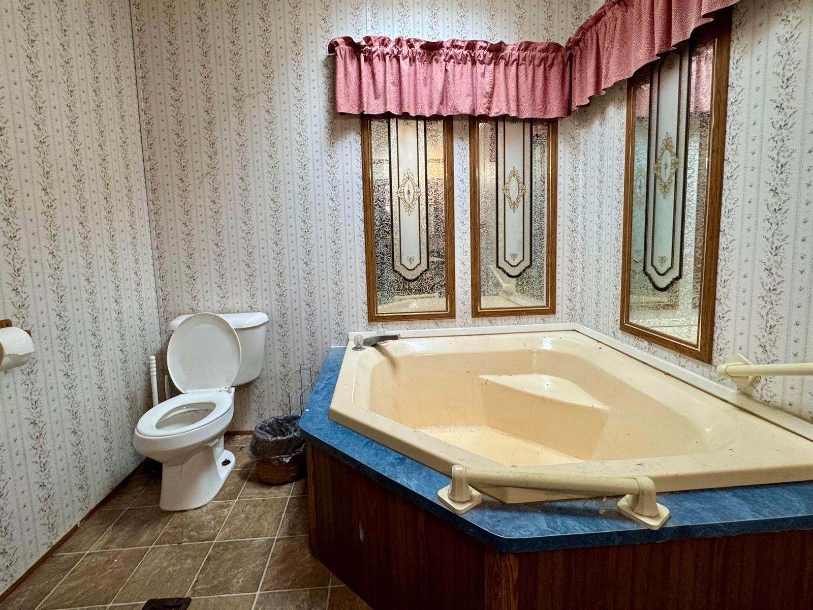 2492 Township Road 145 NE, Somerset, OH 43783