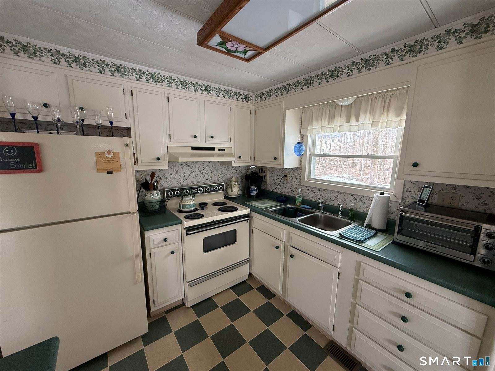 21 Harvey, Old Saybrook, CT 06475