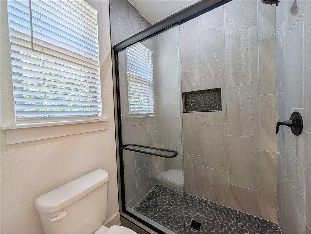 4 Bayloch Lane, Bella Vista, AR 72715