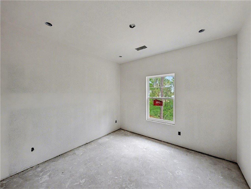 4 Bayloch Lane, Bella Vista, AR 72715