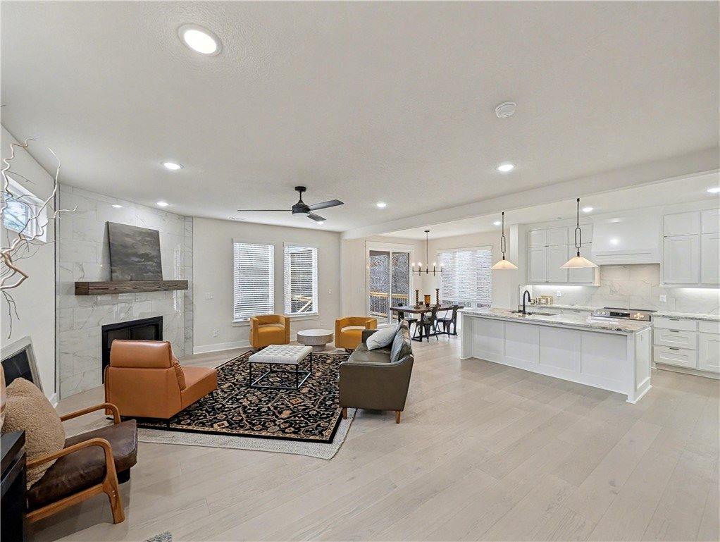 30 Cromer Drive, Bella Vista, AR 72715