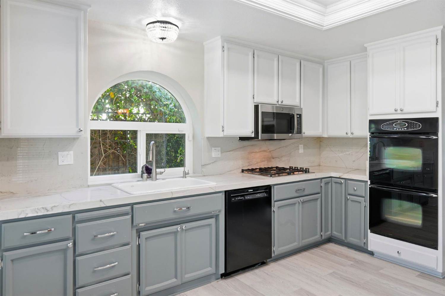 9260 Whittemore Drive, Elk Grove, CA 95624