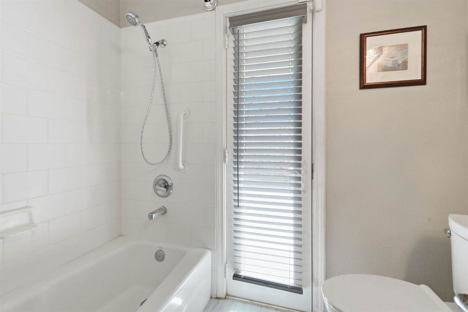 9260 Whittemore Drive, Elk Grove, CA 95624