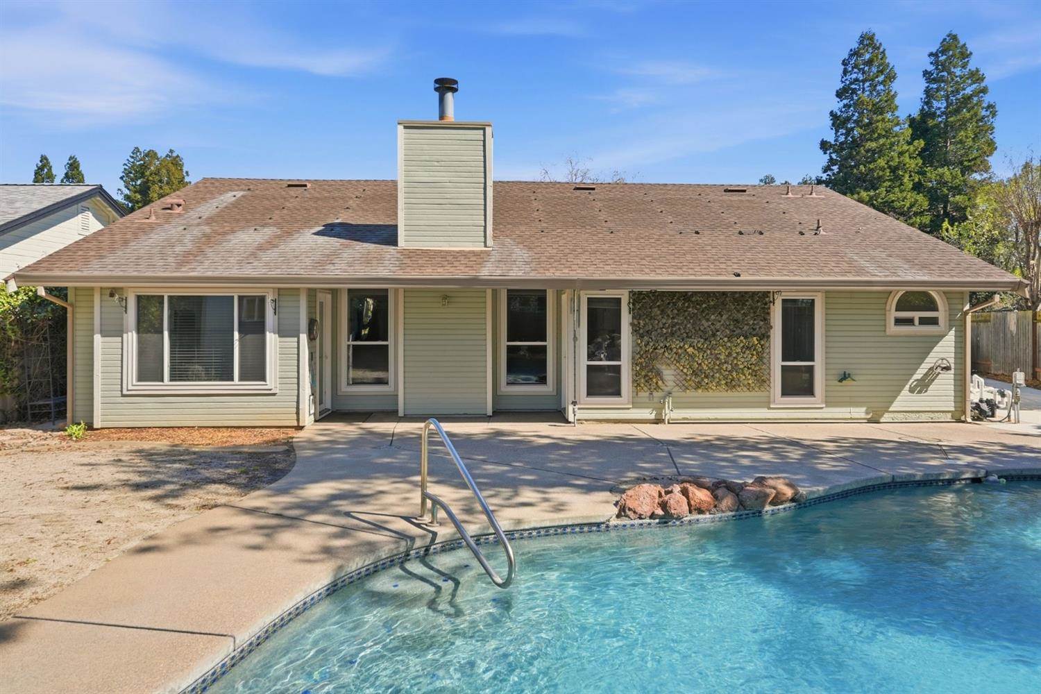 9260 Whittemore Drive, Elk Grove, CA 95624