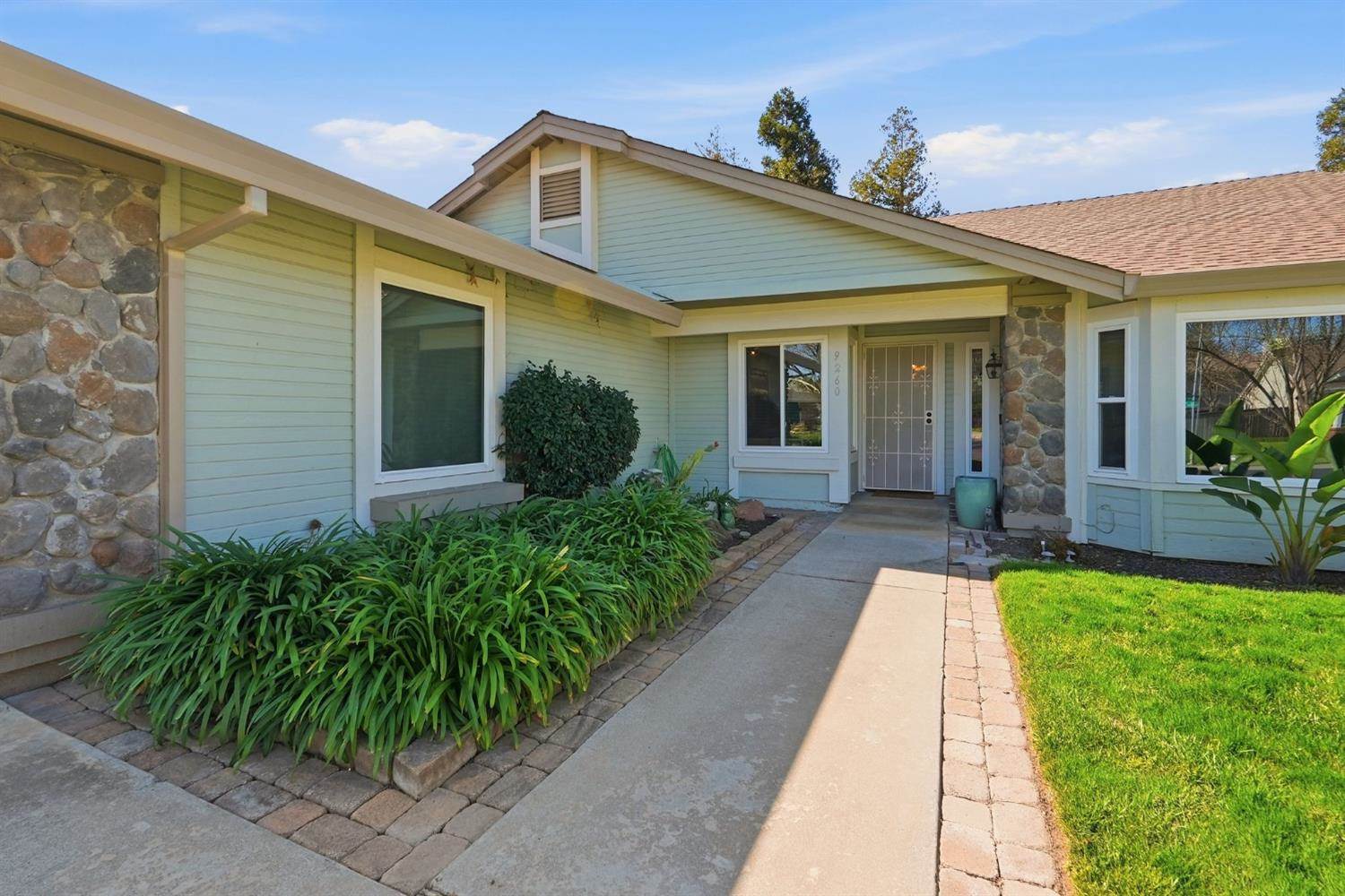 9260 Whittemore Drive, Elk Grove, CA 95624