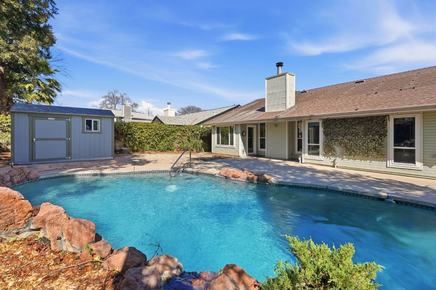 9260 Whittemore Drive, Elk Grove, CA 95624