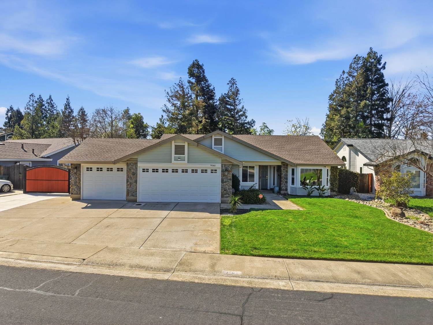9260 Whittemore Drive, Elk Grove, CA 95624