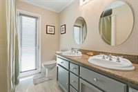 9260 Whittemore Drive, Elk Grove, CA 95624