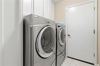 9260 Whittemore Drive, Elk Grove, CA 95624