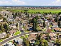 9260 Whittemore Drive, Elk Grove, CA 95624